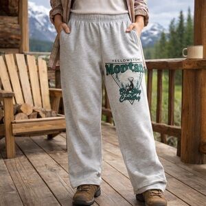 Yellowstone National Park Sweatpants Womens M Montana Gray Bootcut Lounge Pants